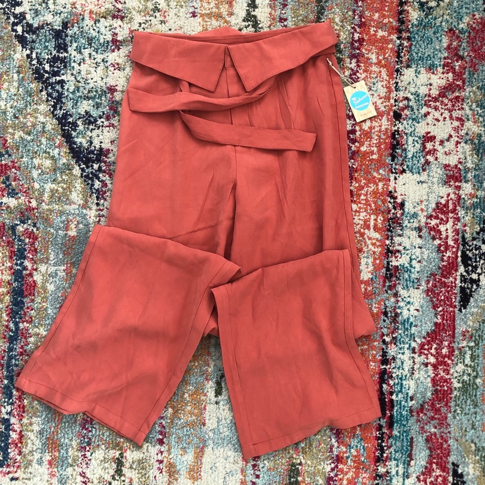 Forever 21 summer high waisted pants - Picture 2 of 5